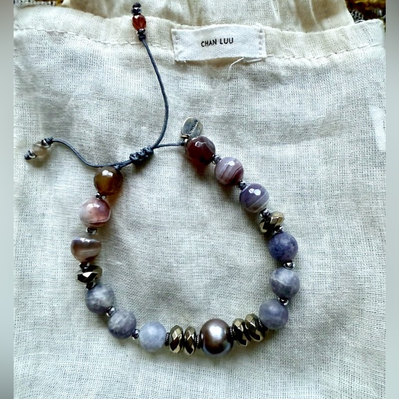 Chan Luu NWOT semi precious stones beaded bracelet pearl pull tie adjustable
